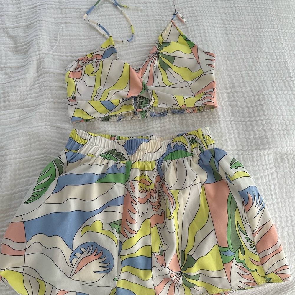 Two piece set